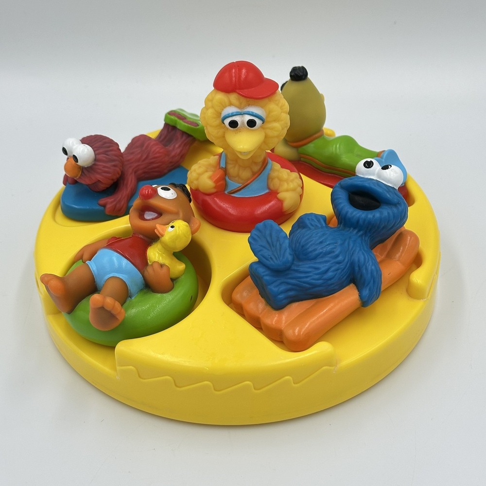 Sesame Street Tub Puzzle vintage 1993 Bathtub Toy Elmo Big Bird Burt Ernie